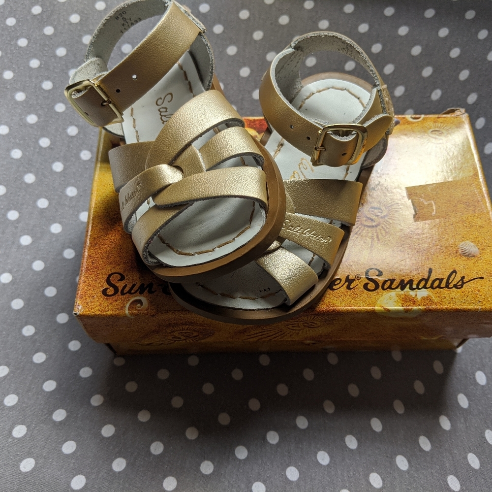 Gold Saltwater Sandals